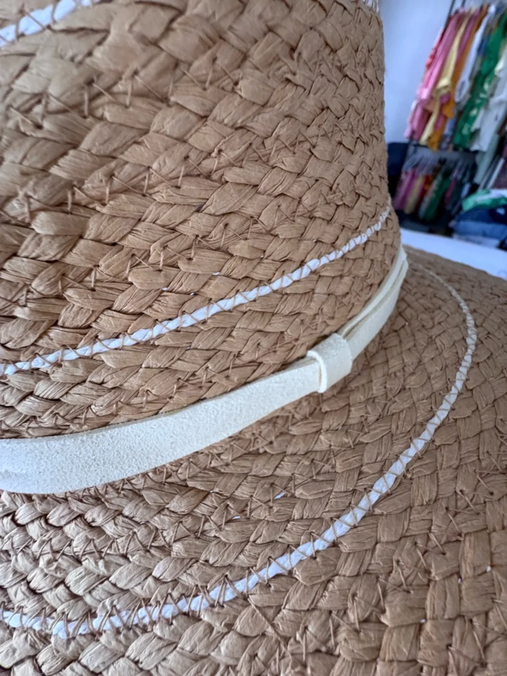 ***NWOT*** NEVER WORN Anthropologie Natural Straw Fedora with Cream Trim